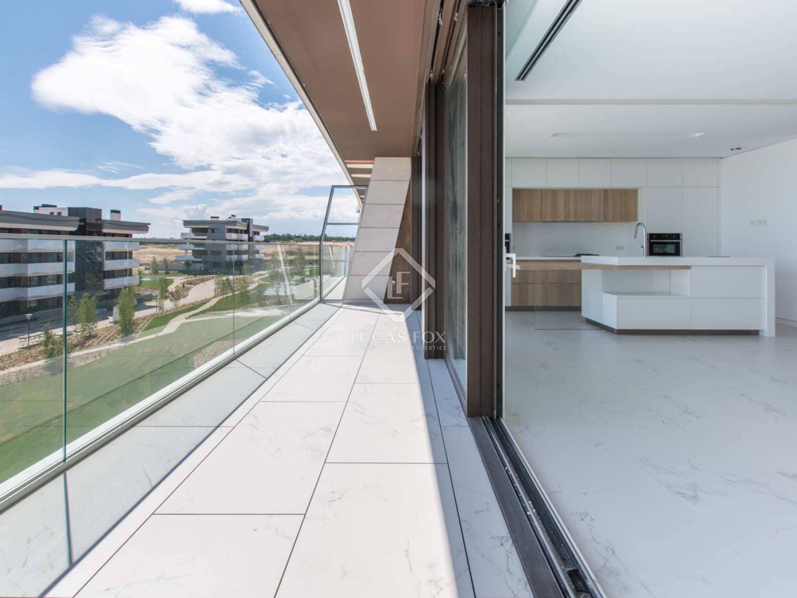 4 soveværelse Lejlighed til leje i Pozuelo de Alarcon med swimmingpool garage - € 5.900 (Ref: 7708285)