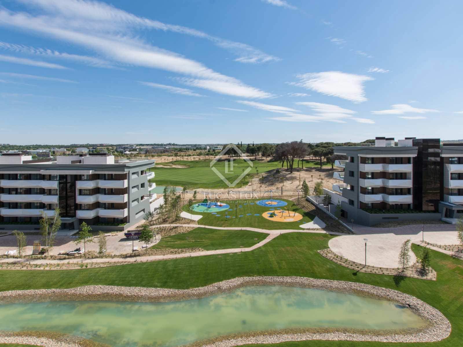 4 soveværelse Lejlighed til leje i Pozuelo de Alarcon med swimmingpool garage - € 5.900 (Ref: 7708285)
