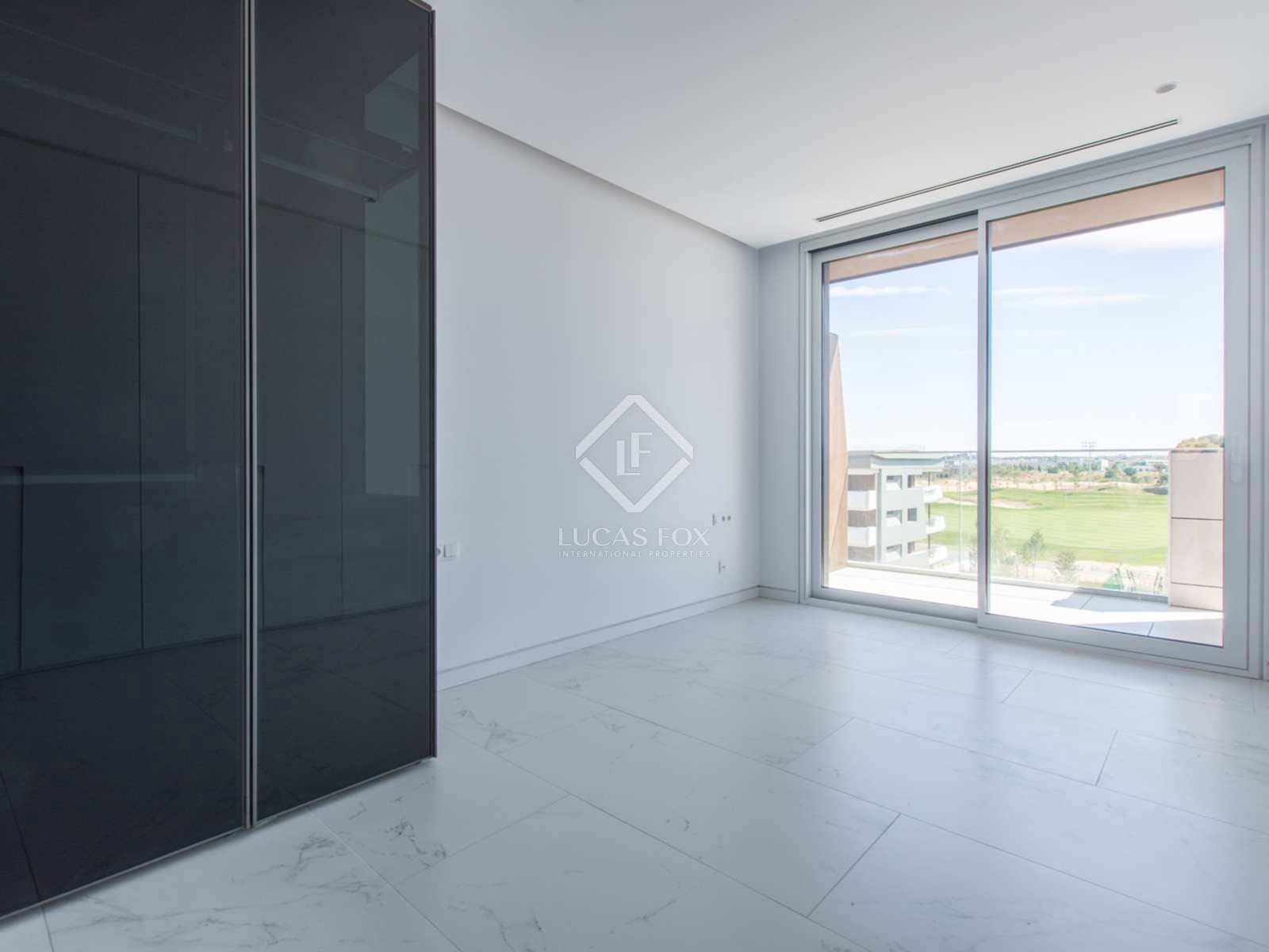4 soveværelse Lejlighed til leje i Pozuelo de Alarcon med swimmingpool garage - € 5.900 (Ref: 7708285)