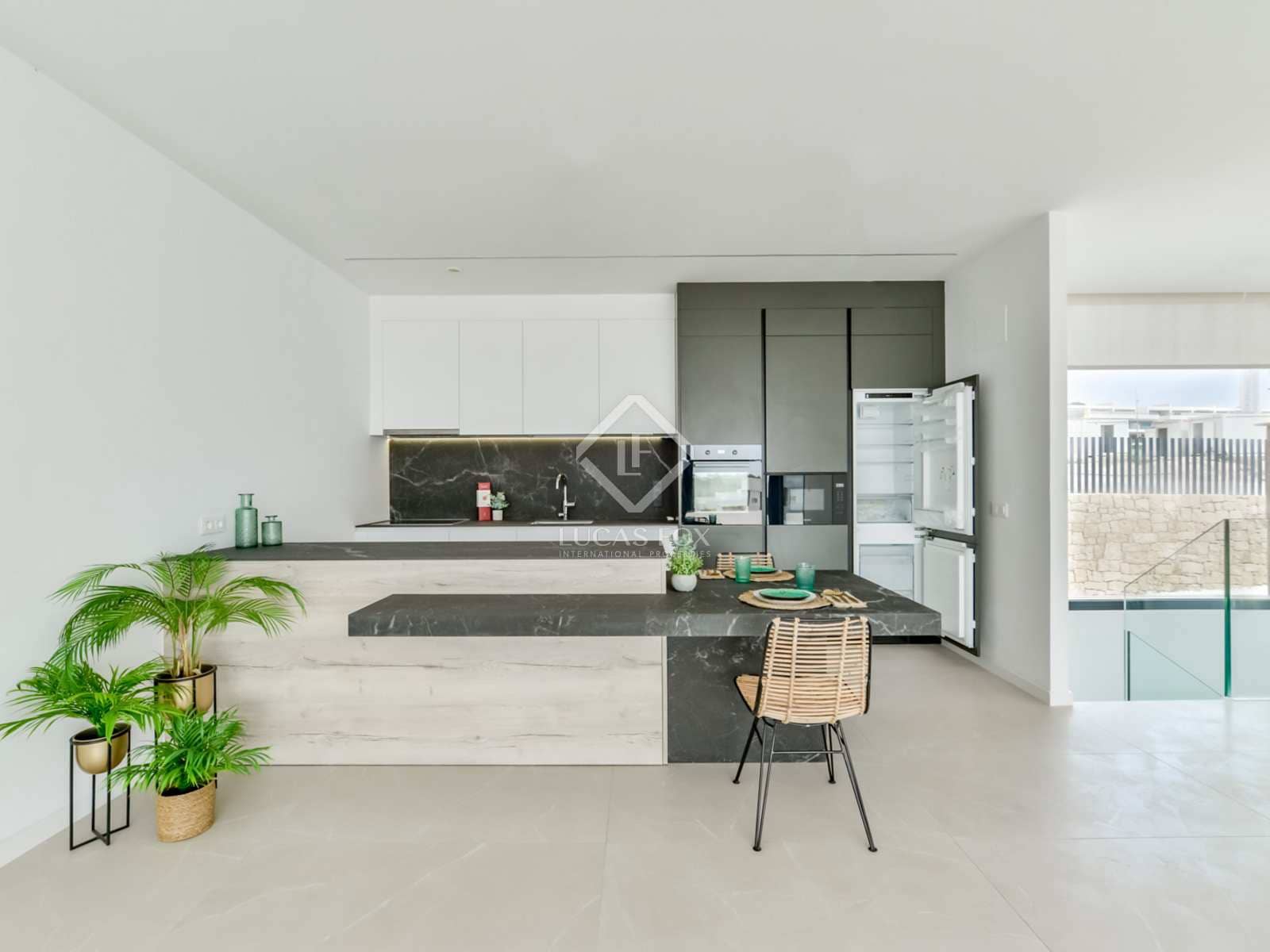 4 bedroom Villa for sale in Finestrat with pool garage - € 1,150,000 (Ref: 7709794)