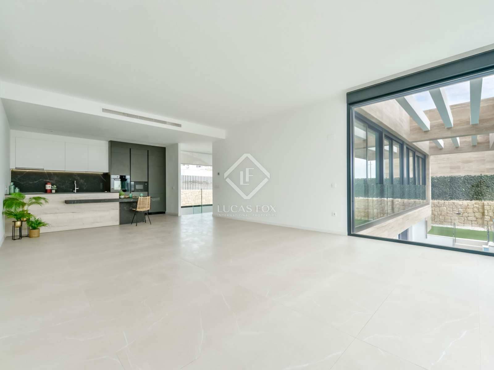 4 bedroom Villa for sale in Finestrat with pool garage - € 1,150,000 (Ref: 7709794)