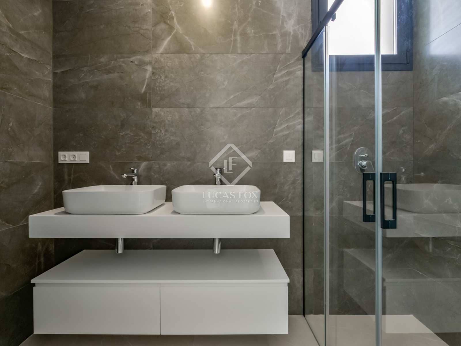 4 bedroom Villa for sale in Finestrat with pool garage - € 1,150,000 (Ref: 7709794)