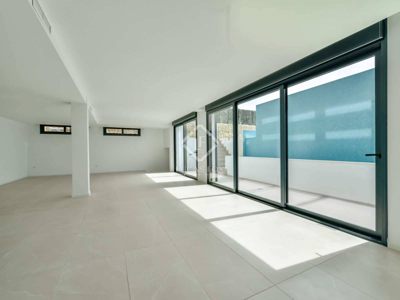 4 bedroom Villa for sale in Finestrat with pool garage - € 1,150,000 (Ref: 7709794)