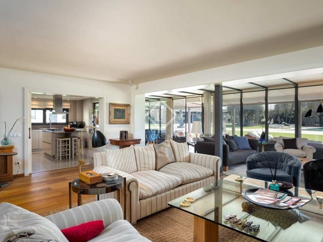 7 soverom Villa til salgs i La Bisbal d'Empordà med svømmebasseng garasje - € 3 690 000 (Ref: 7709801)