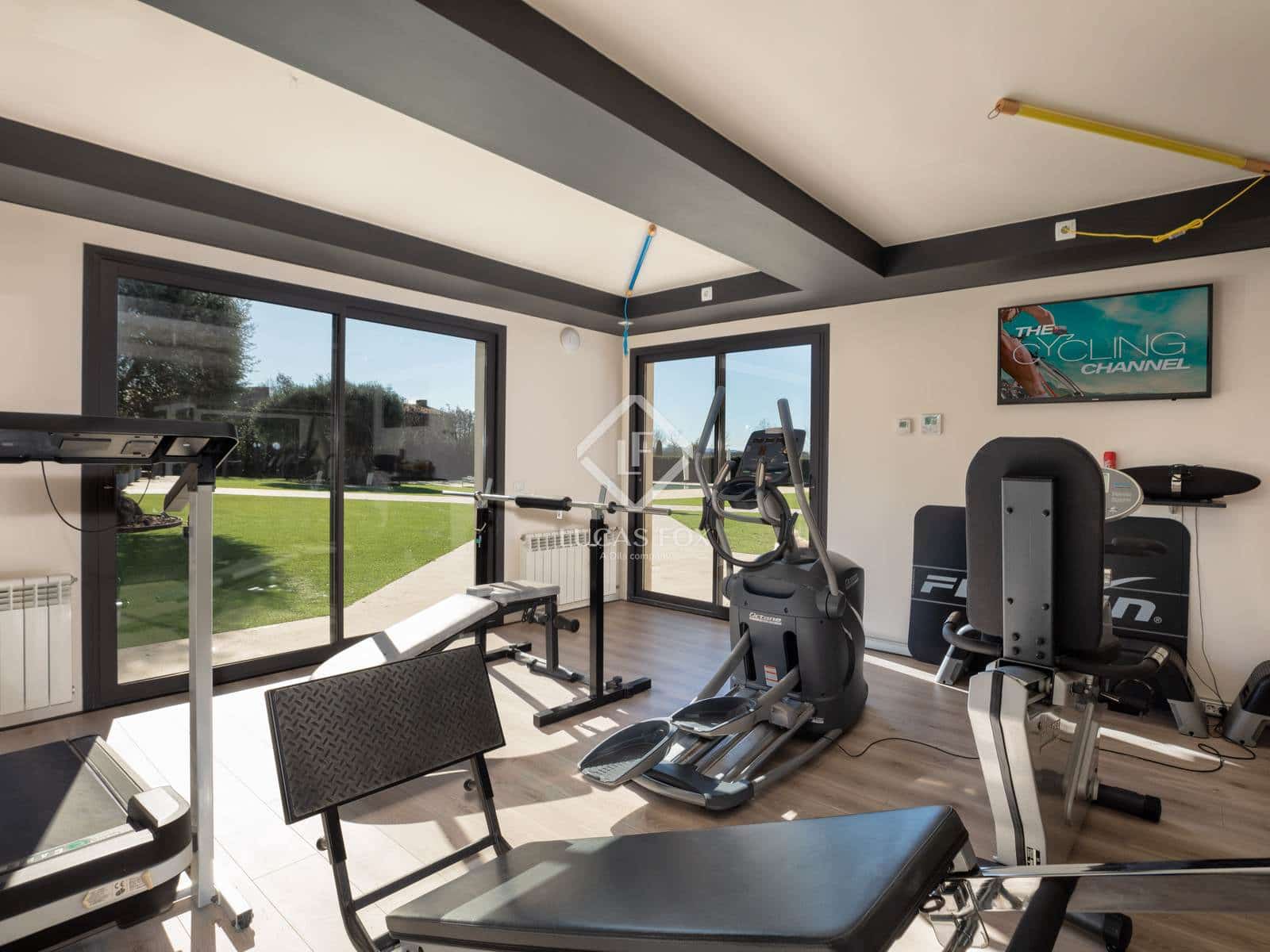 7 sypialnia Willa na sprzedaż w La Bisbal d'Emporda z basenem garażem - 3 690 000 € (Ref: 7709801)