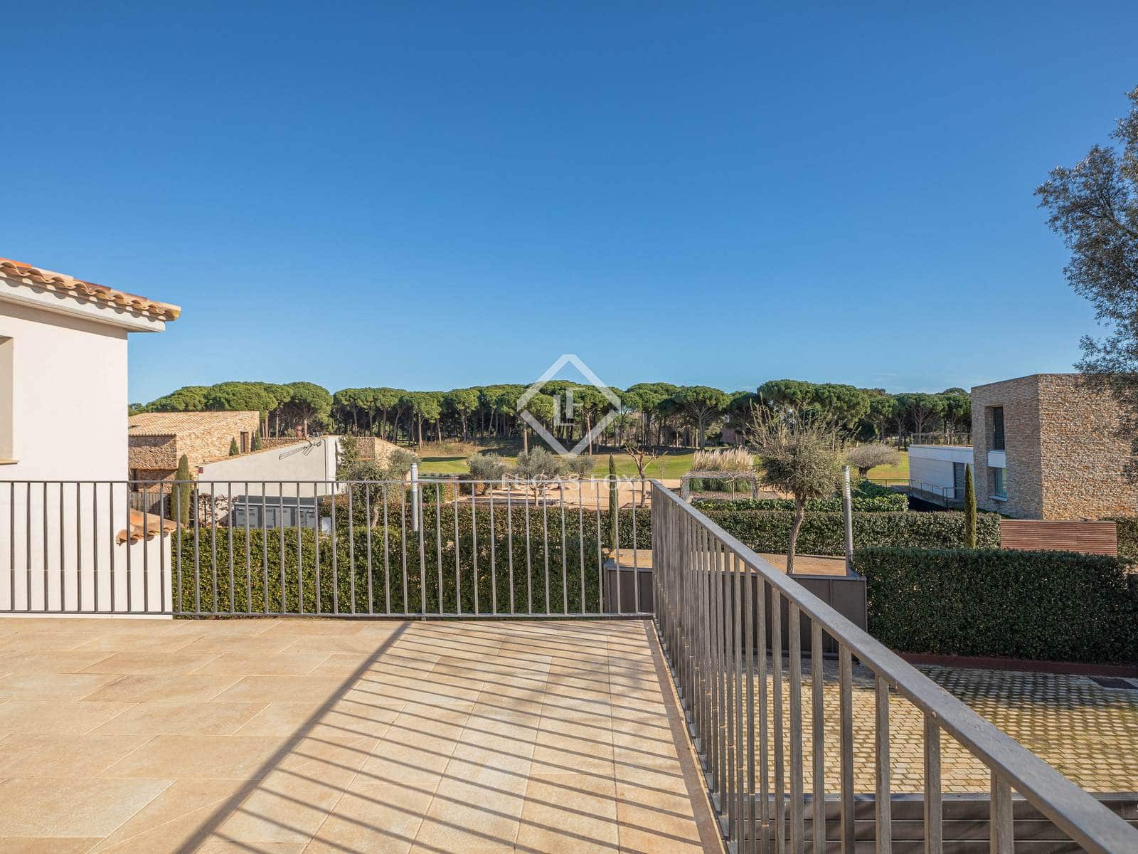 7 sypialnia Willa na sprzedaż w La Bisbal d'Emporda z basenem garażem - 3 690 000 € (Ref: 7709801)