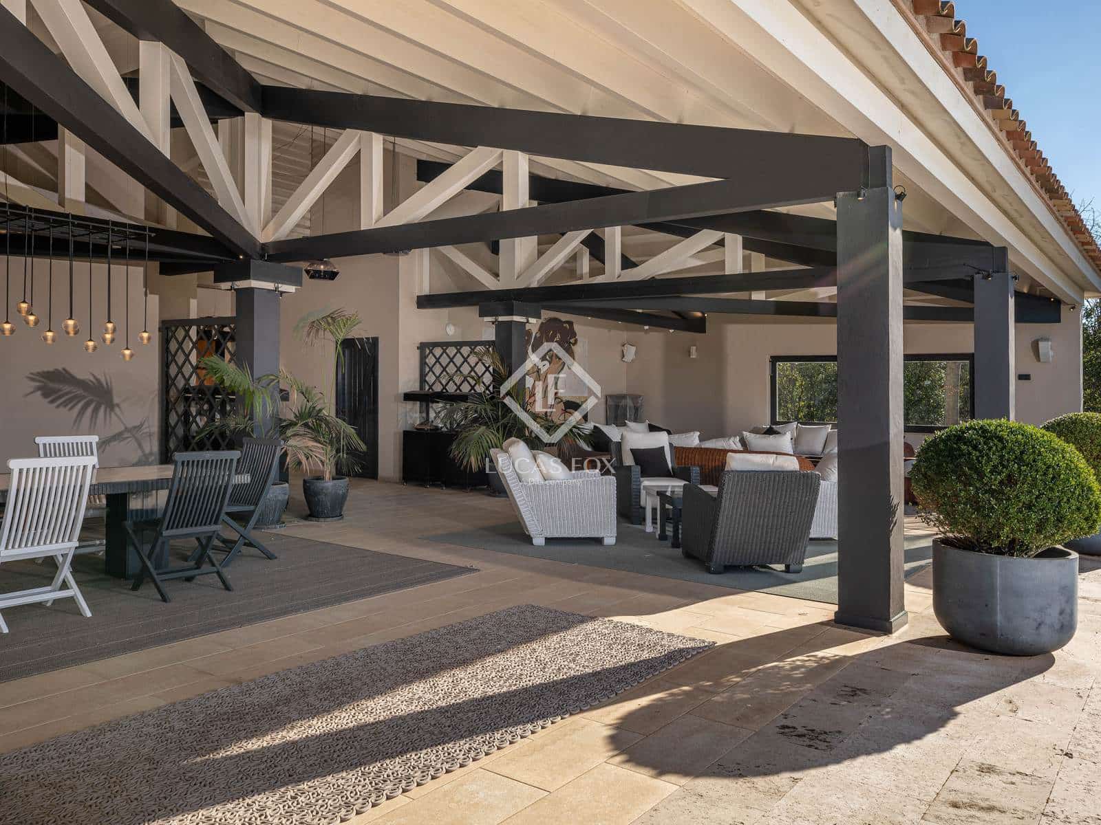 7 sypialnia Willa na sprzedaż w La Bisbal d'Emporda z basenem garażem - 3 690 000 € (Ref: 7709801)