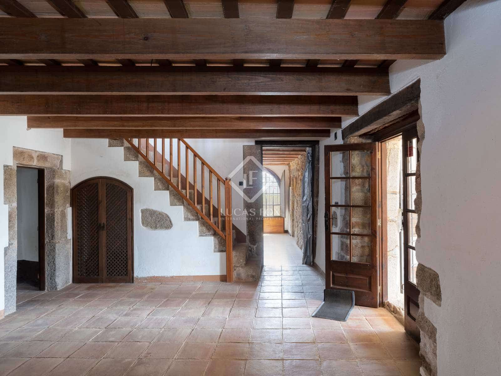 5 soveværelse Finca/Landehus til salg i Llagostera - € 1.000.000 (Ref: 7709803)