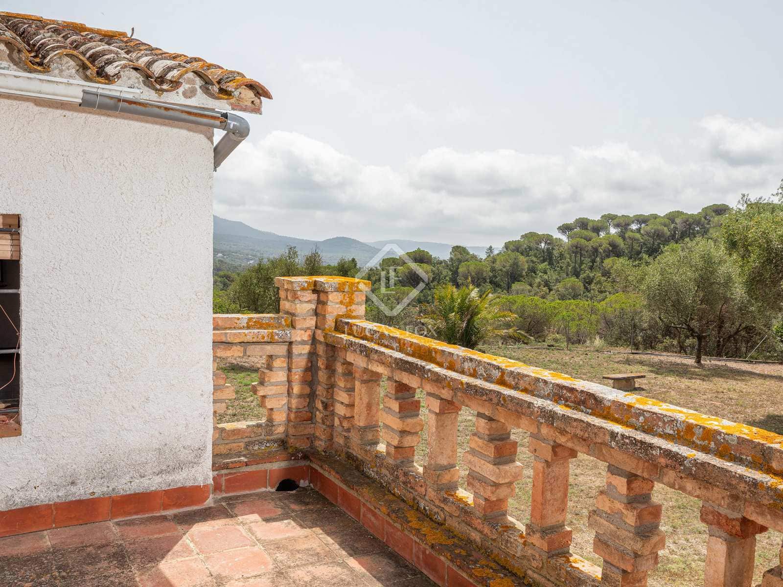 5 soveværelse Finca/Landehus til salg i Llagostera - € 1.000.000 (Ref: 7709803)