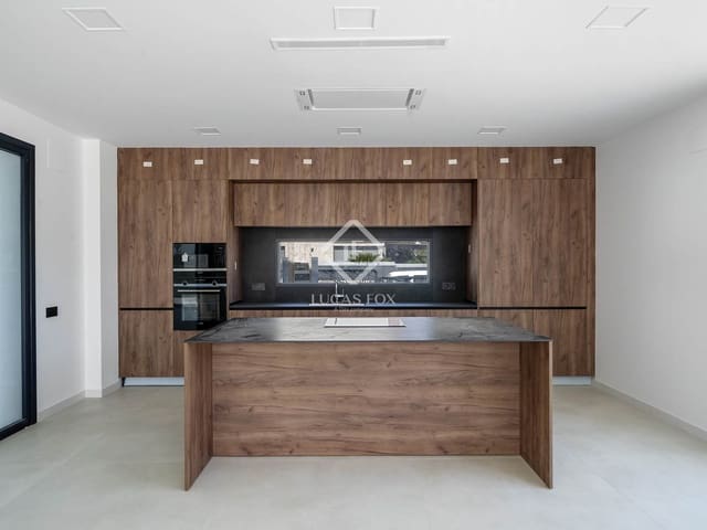 4 sypialnia Willa na sprzedaż w Cambrils z garażem - 895 000 € (Ref: 7709809)