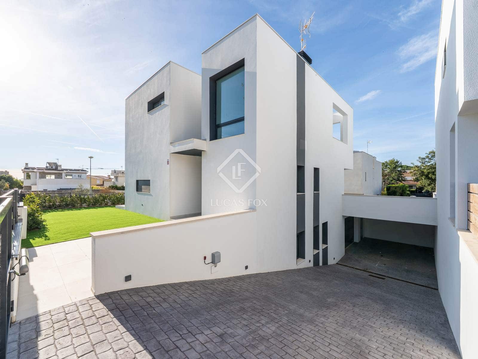 4 soveværelse Villa til salg i Cambrils med garage - € 895.000 (Ref: 7709809)