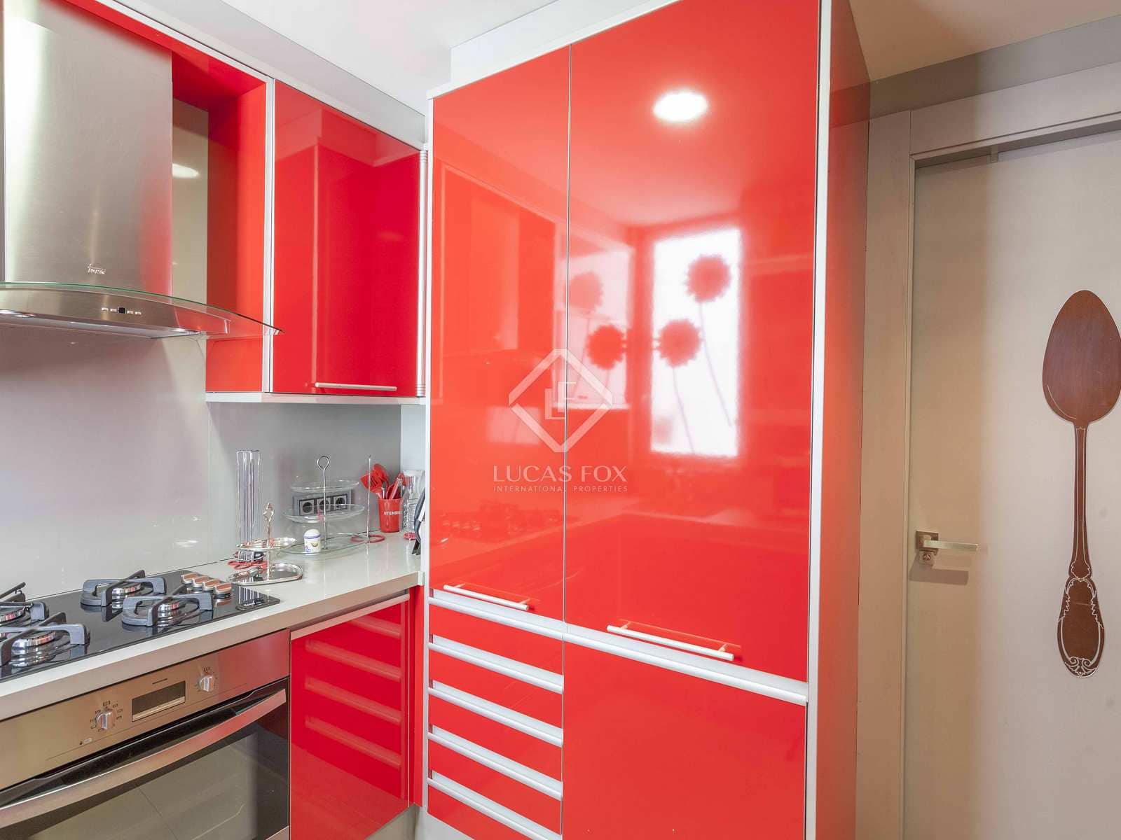 2 slaapkamer Appartement te huur in Valencia stad - € 1.800 (Ref: 7709812)