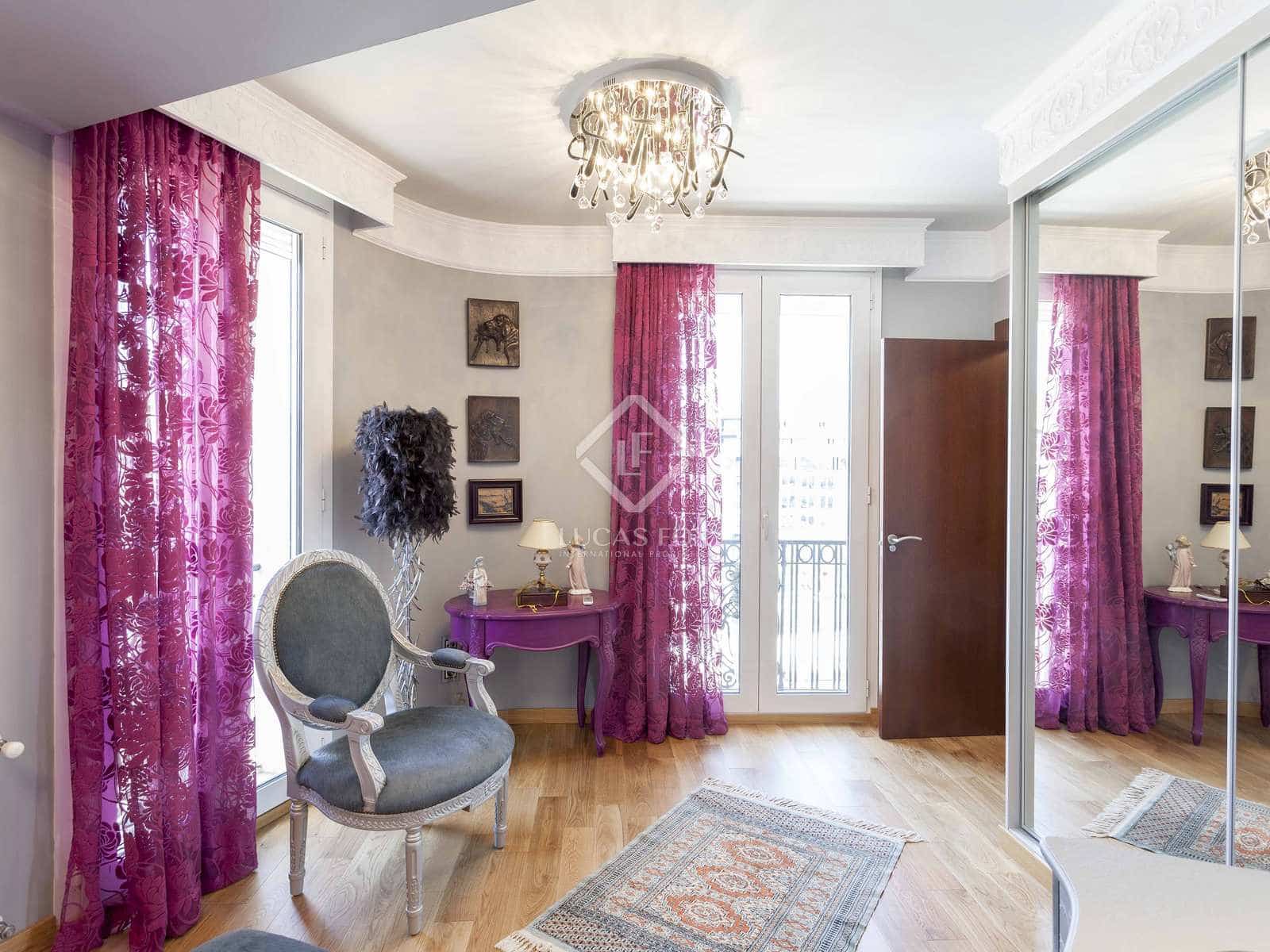 2 slaapkamer Appartement te huur in Valencia stad - € 1.800 (Ref: 7709812)