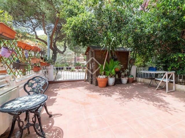 7 Zimmer Villa zu verkaufen in Castelldefels mit Pool Garage - 1.070.000 € (Ref: 7711887)