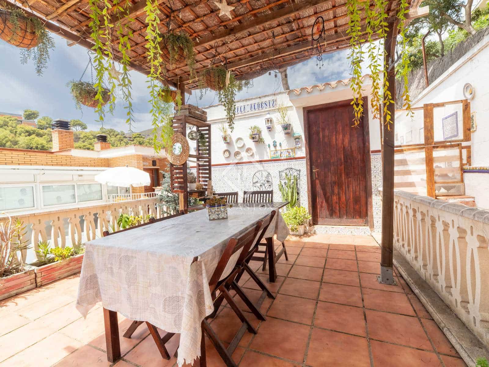 7 Zimmer Villa zu verkaufen in Castelldefels mit Pool Garage - 1.070.000 € (Ref: 7711887)