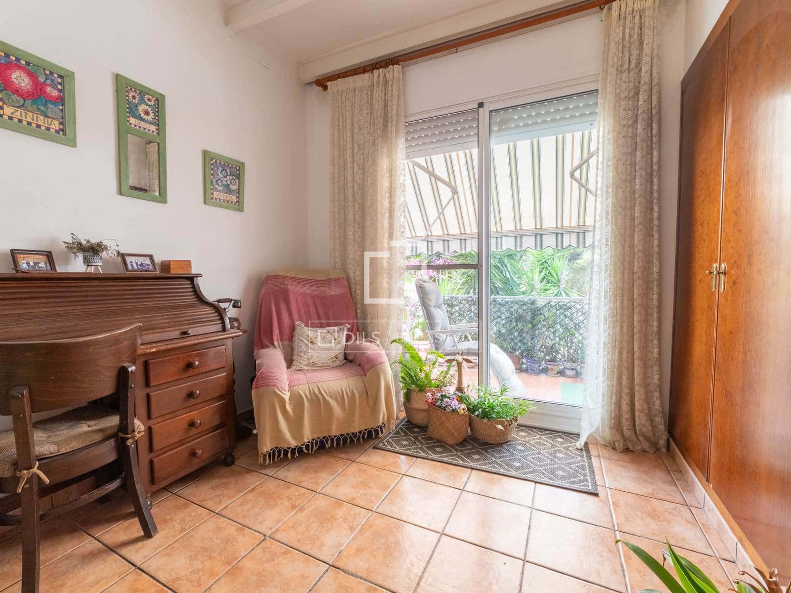 7 Zimmer Villa zu verkaufen in Castelldefels mit Pool Garage - 1.070.000 € (Ref: 7711887)