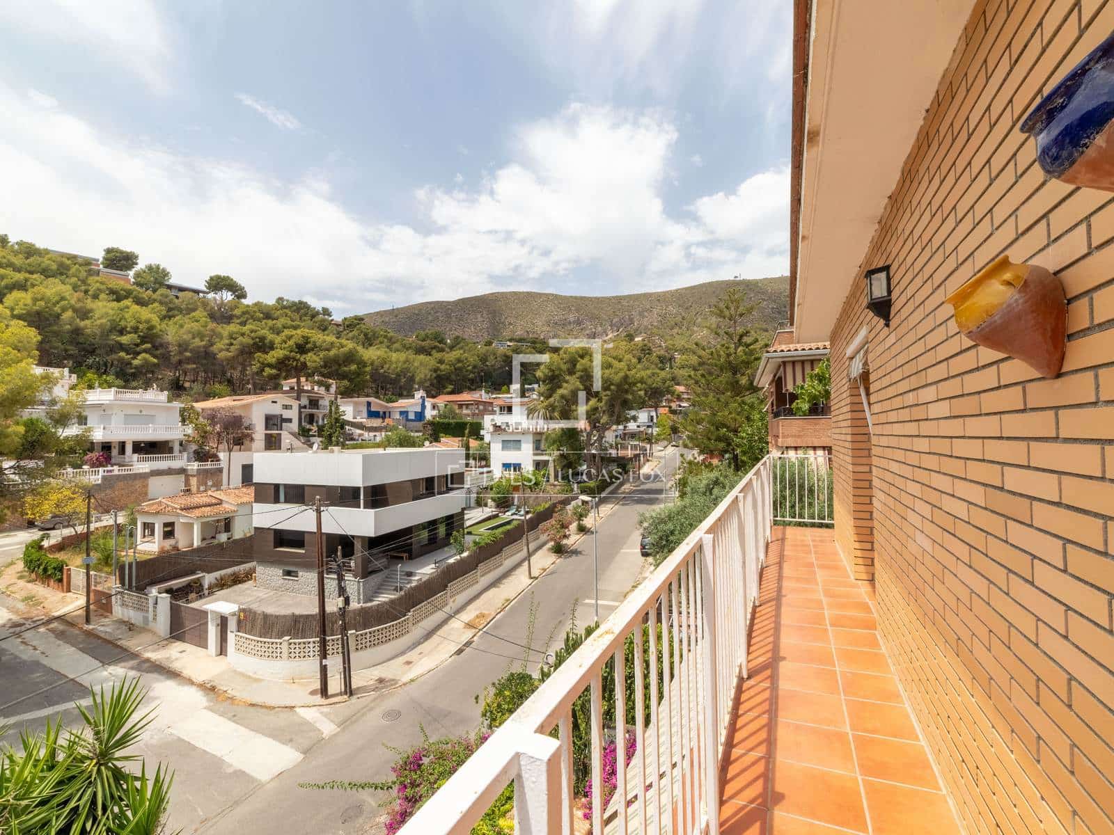 7 Zimmer Villa zu verkaufen in Castelldefels mit Pool Garage - 1.070.000 € (Ref: 7711887)