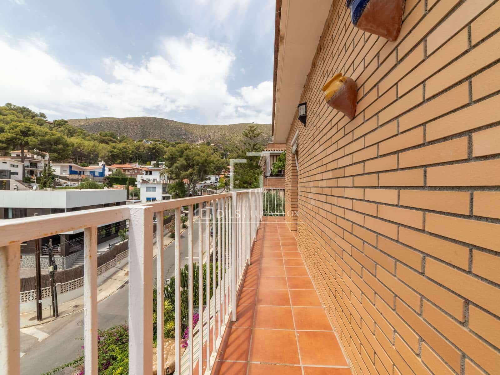 7 Zimmer Villa zu verkaufen in Castelldefels mit Pool Garage - 1.070.000 € (Ref: 7711887)