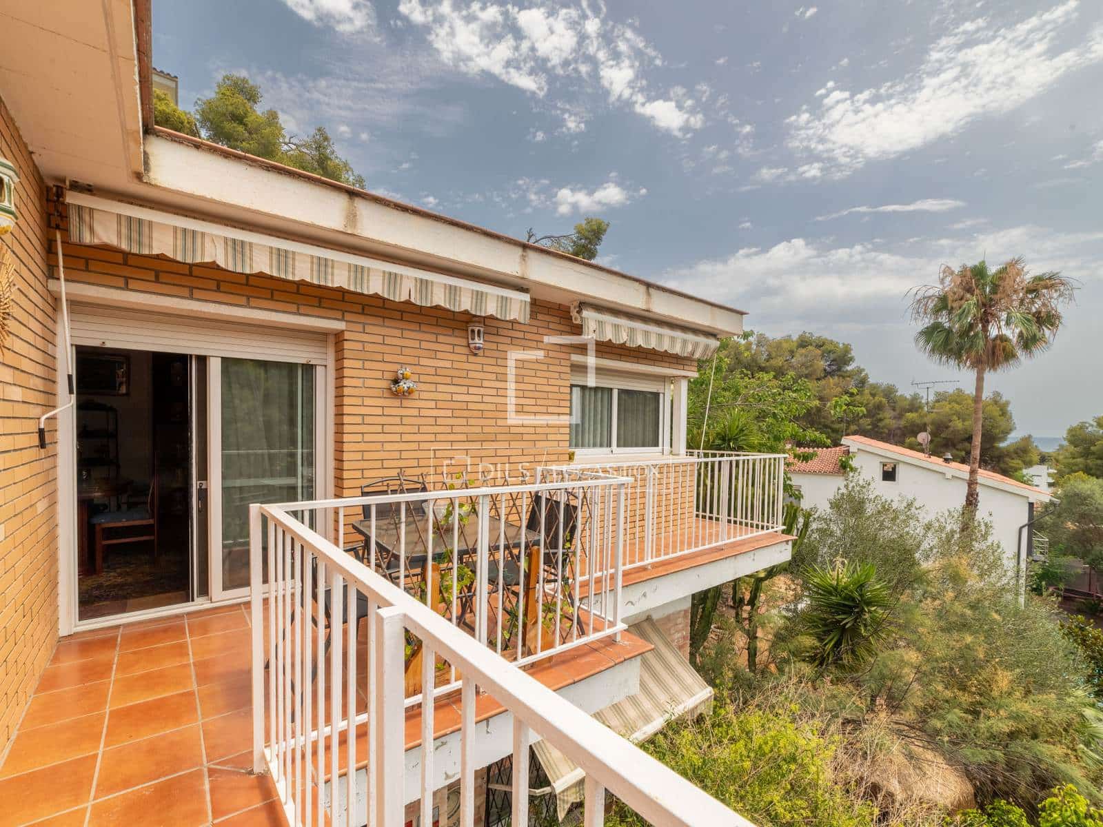 7 Zimmer Villa zu verkaufen in Castelldefels mit Pool Garage - 1.070.000 € (Ref: 7711887)