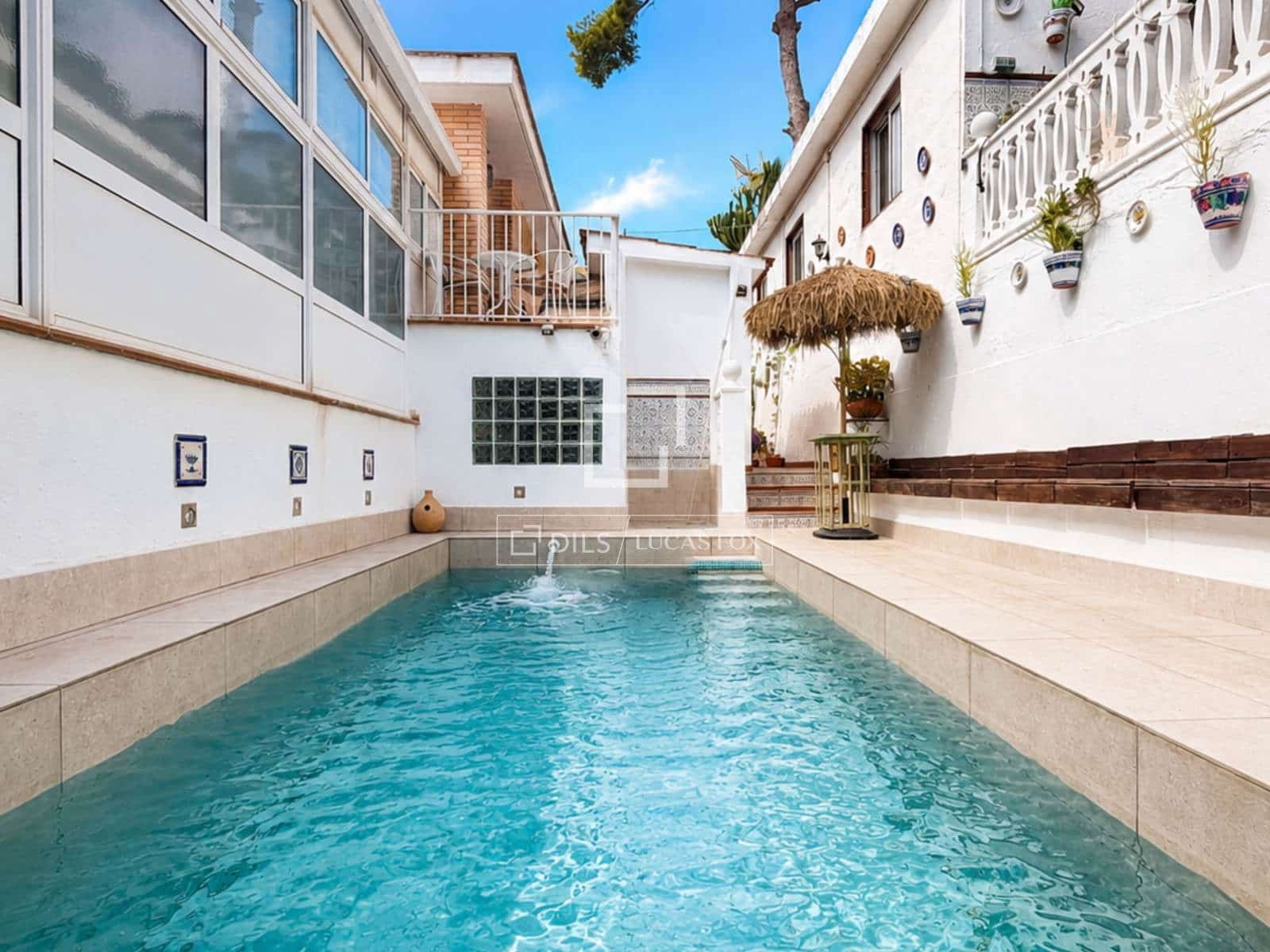 7 Zimmer Villa zu verkaufen in Castelldefels mit Pool Garage - 1.070.000 € (Ref: 7711887)