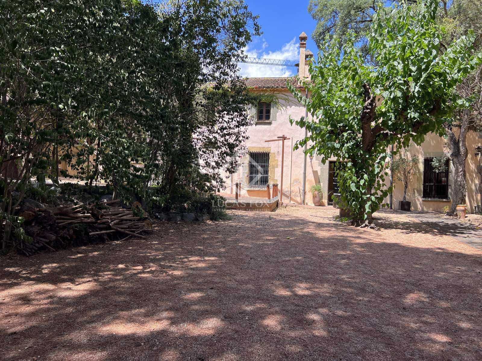 10 soveværelse Villa til salg i Sant Andreu de Llavaneres med garage - € 750.000 (Ref: 7711889)