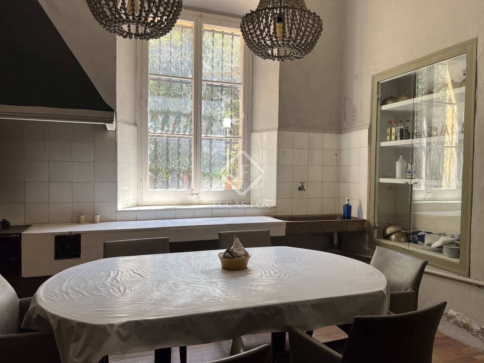 10 soveværelse Villa til salg i Sant Andreu de Llavaneres med garage - € 750.000 (Ref: 7711889)