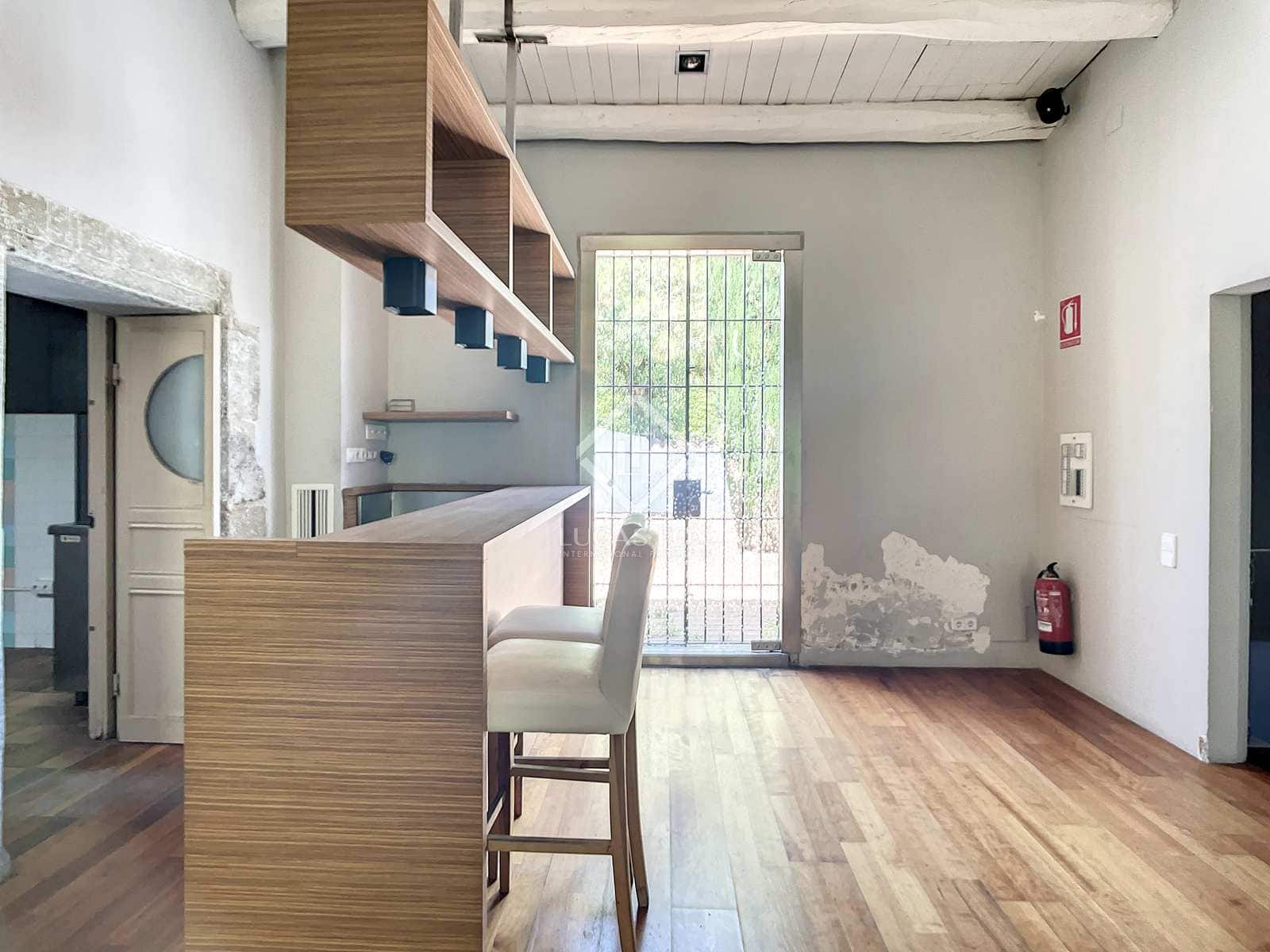10 soveværelse Villa til salg i Sant Andreu de Llavaneres med garage - € 750.000 (Ref: 7711889)