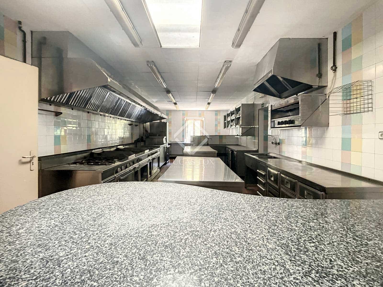 10 soveværelse Villa til salg i Sant Andreu de Llavaneres med garage - € 750.000 (Ref: 7711889)