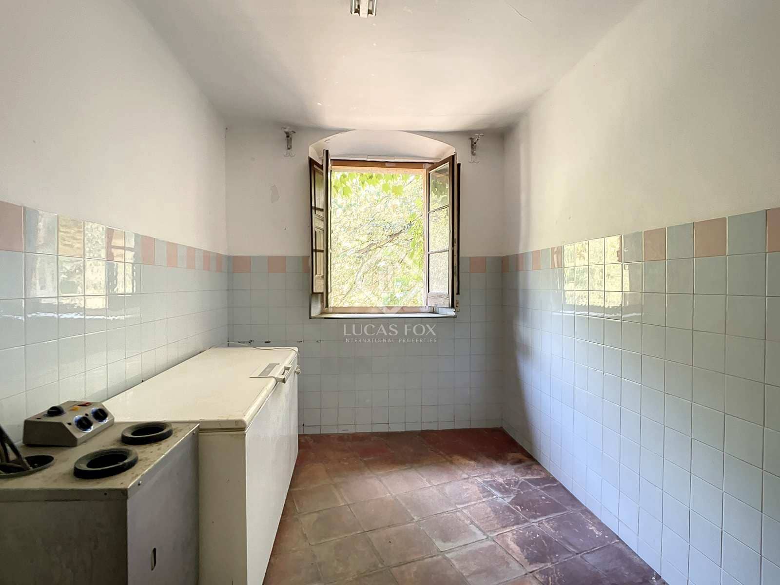 10 soveværelse Villa til salg i Sant Andreu de Llavaneres med garage - € 750.000 (Ref: 7711889)