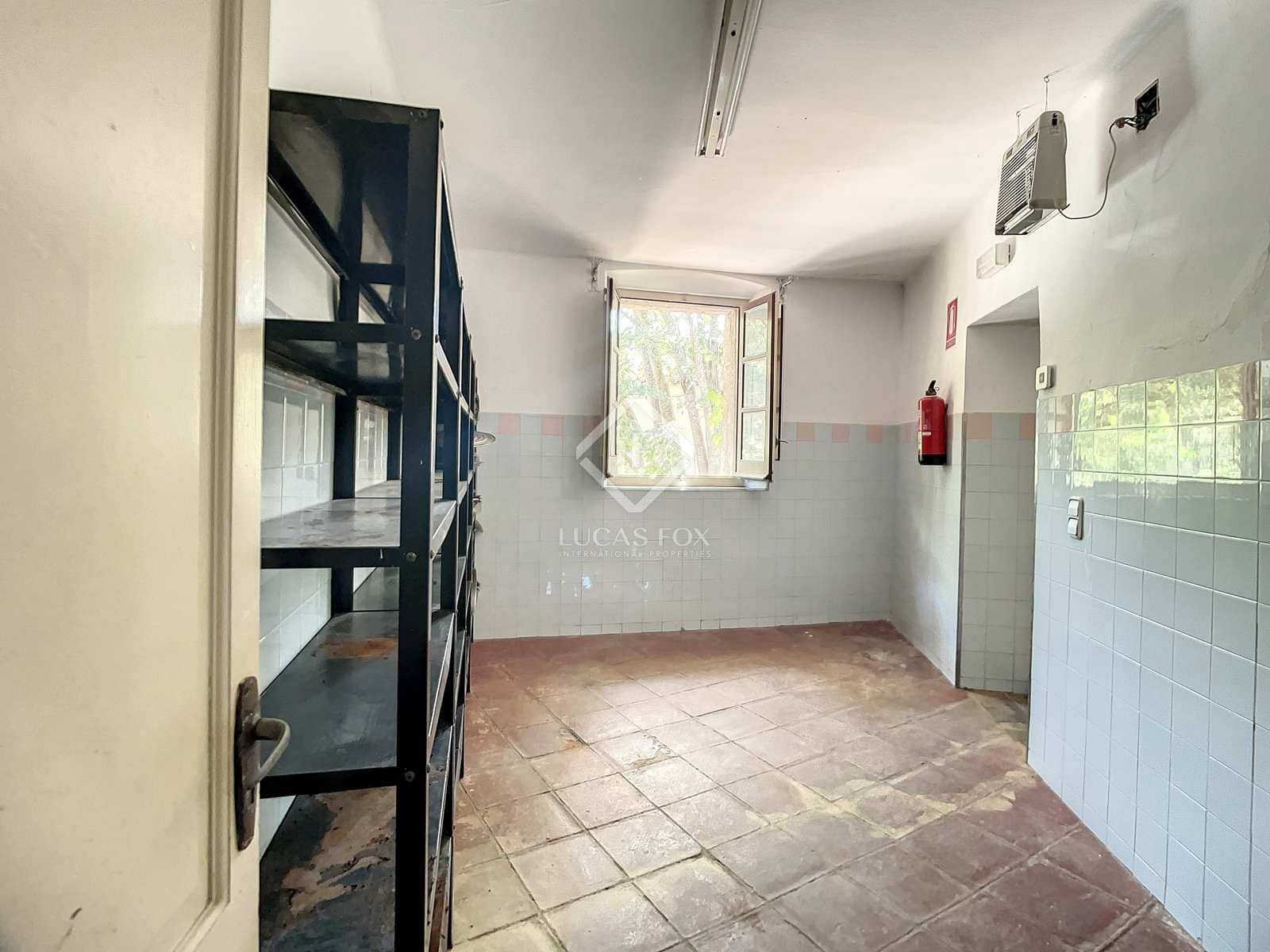 10 soveværelse Villa til salg i Sant Andreu de Llavaneres med garage - € 750.000 (Ref: 7711889)