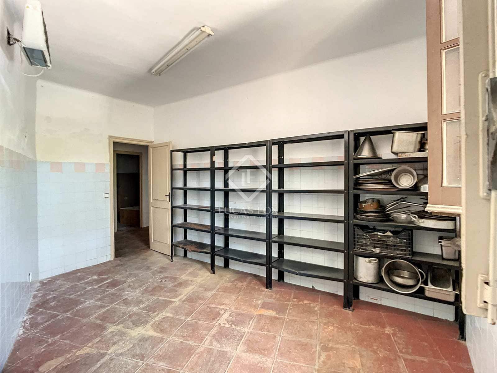 10 soveværelse Villa til salg i Sant Andreu de Llavaneres med garage - € 750.000 (Ref: 7711889)