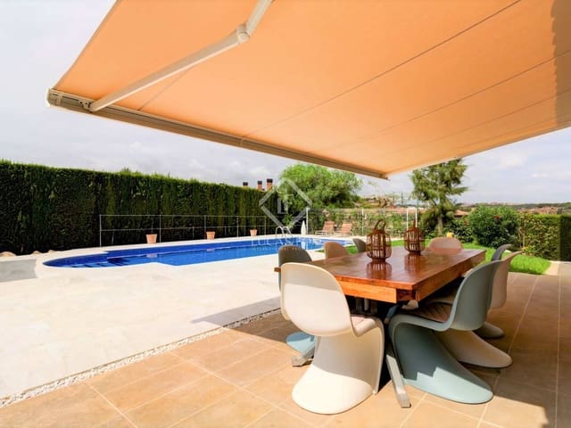 5 bedroom Villa for sale in Tarragona city with pool garage - € 1,900,000 (Ref: 7711894)
