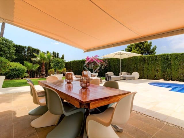 5 bedroom Villa for sale in Tarragona city with pool garage - € 1,900,000 (Ref: 7711894)