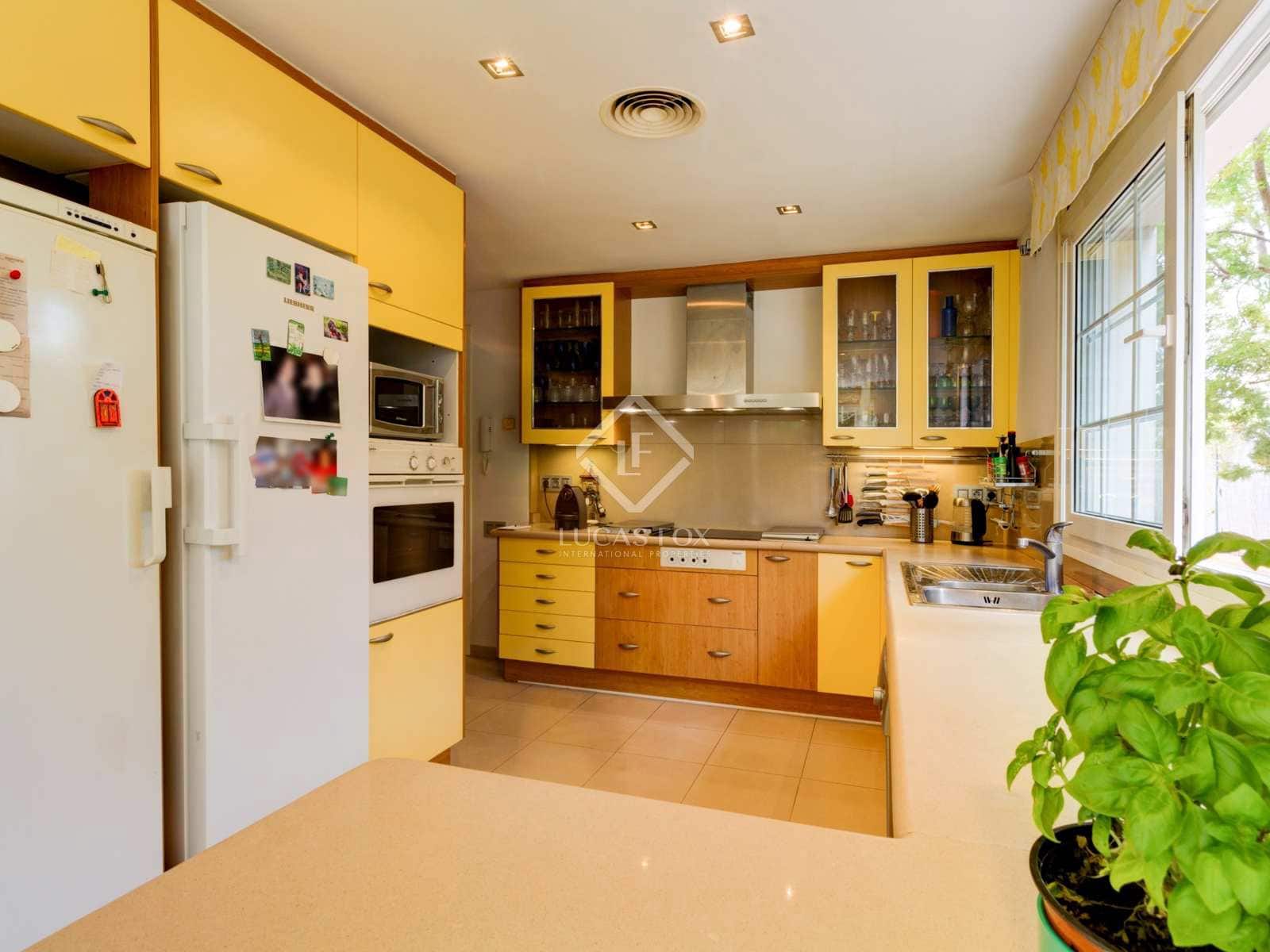 5 soveværelse Villa til salg i Tarragona by med swimmingpool garage - € 1.900.000 (Ref: 7711894)