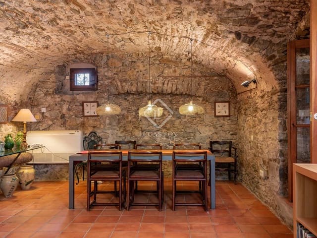 4 camera da letto Finca/Casa di Campagna in vendita in Flaçà con piscina garage - 850.000 € (Rif: 7713954)