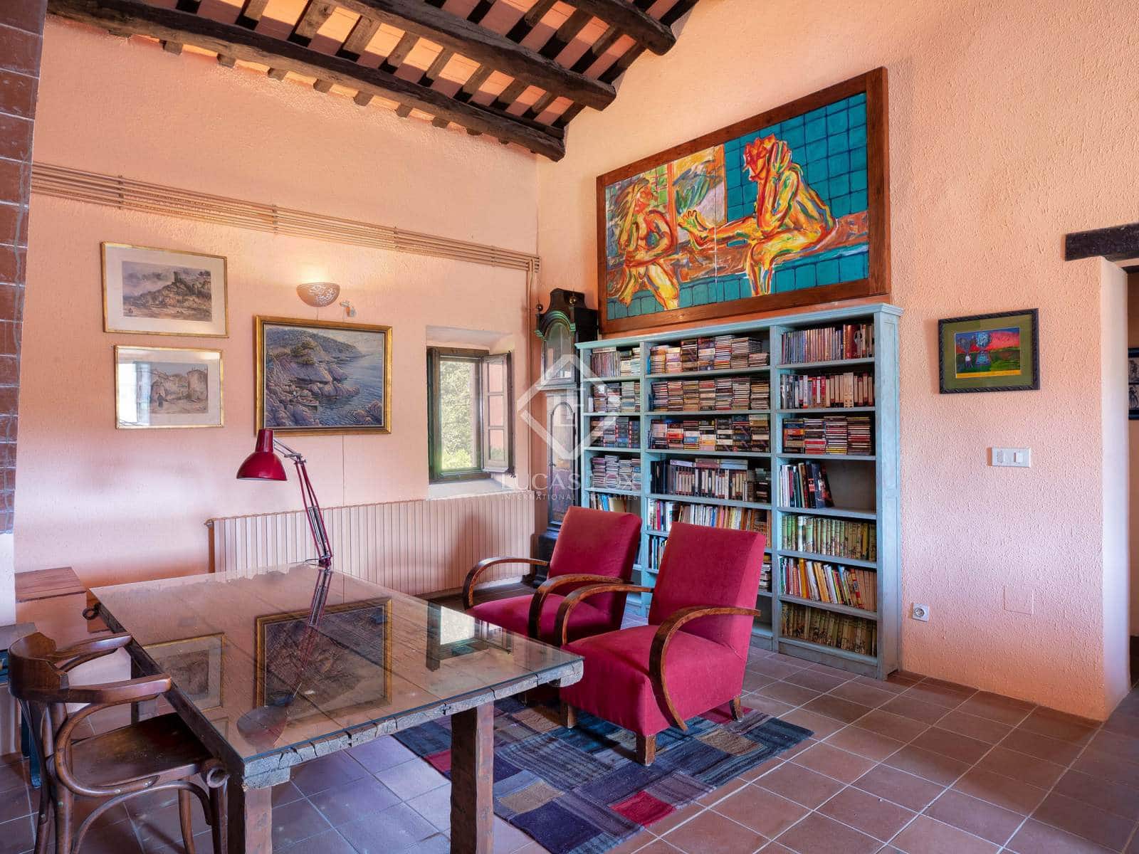 4 soveværelse Finca/Landehus til salg i Flaca med swimmingpool garage - € 850.000 (Ref: 7713954)