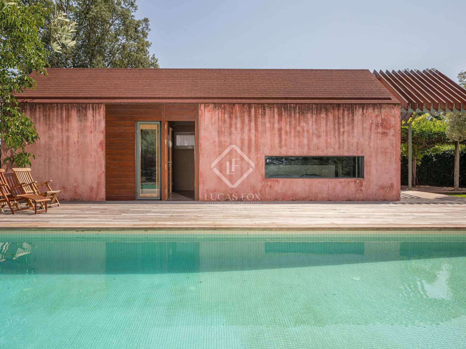 4 soveværelse Finca/Landehus til salg i Flaca med swimmingpool garage - € 850.000 (Ref: 7713954)