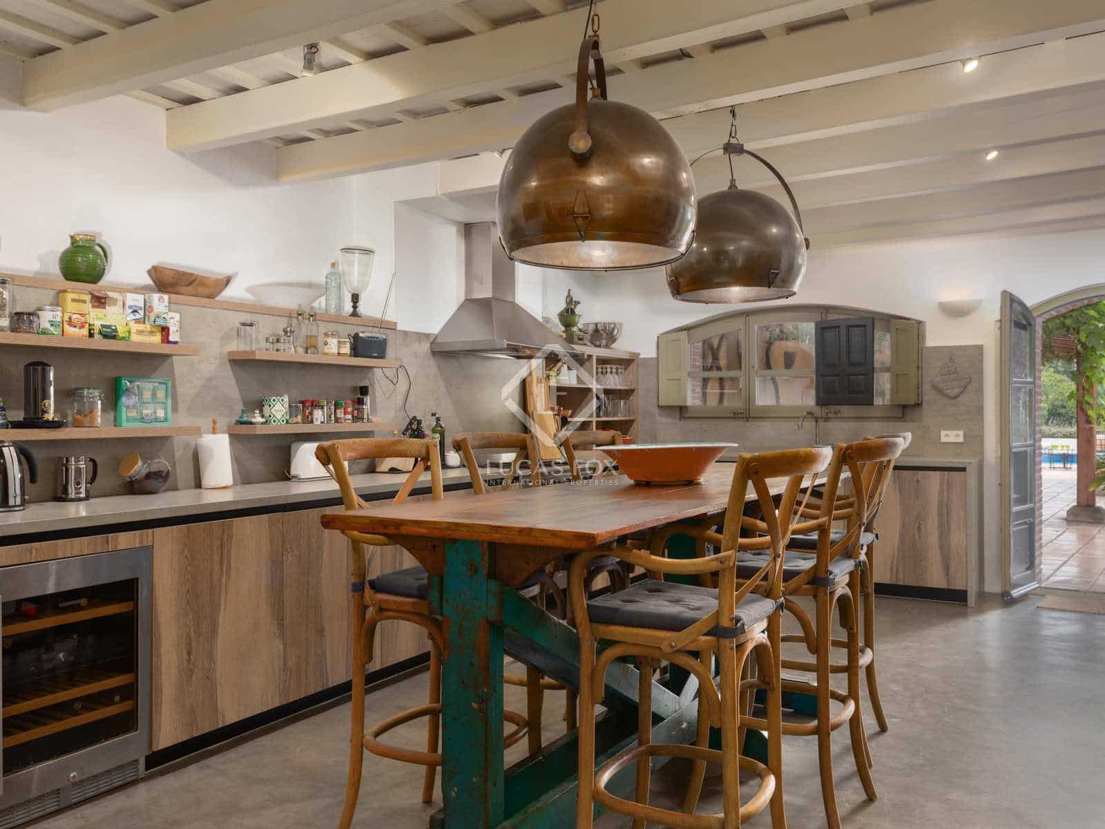 5 bedroom Villa for sale in Ullastret with pool garage - € 3,450,000 (Ref: 7716595)