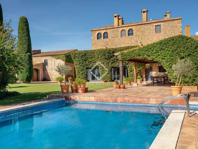 5 bedroom Villa for sale in Ullastret with pool garage - € 3,450,000 (Ref: 7716595)