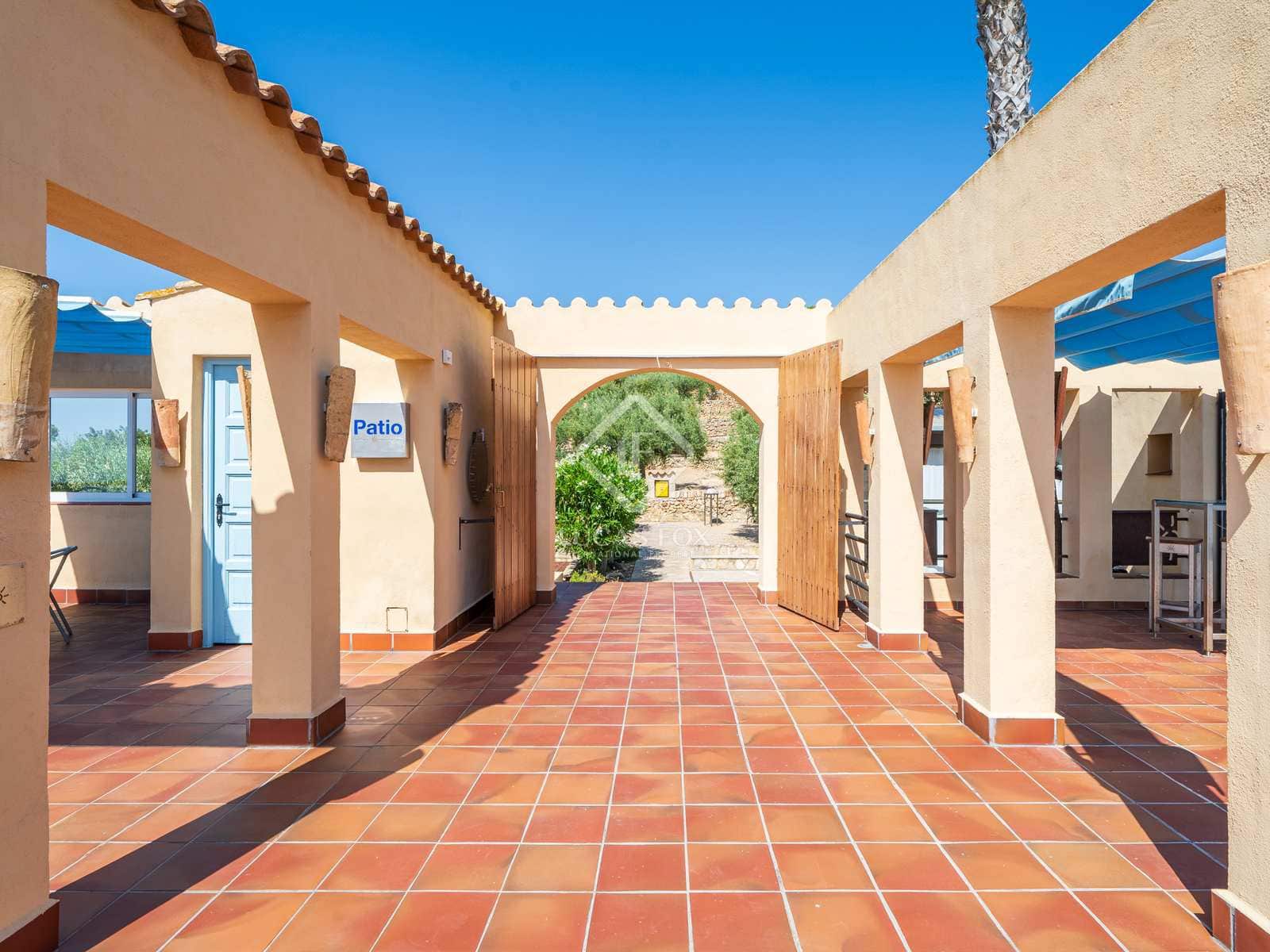 11 soveværelse Villa til salg i Tortosa med swimmingpool garage - € 1.375.000 (Ref: 7720709)