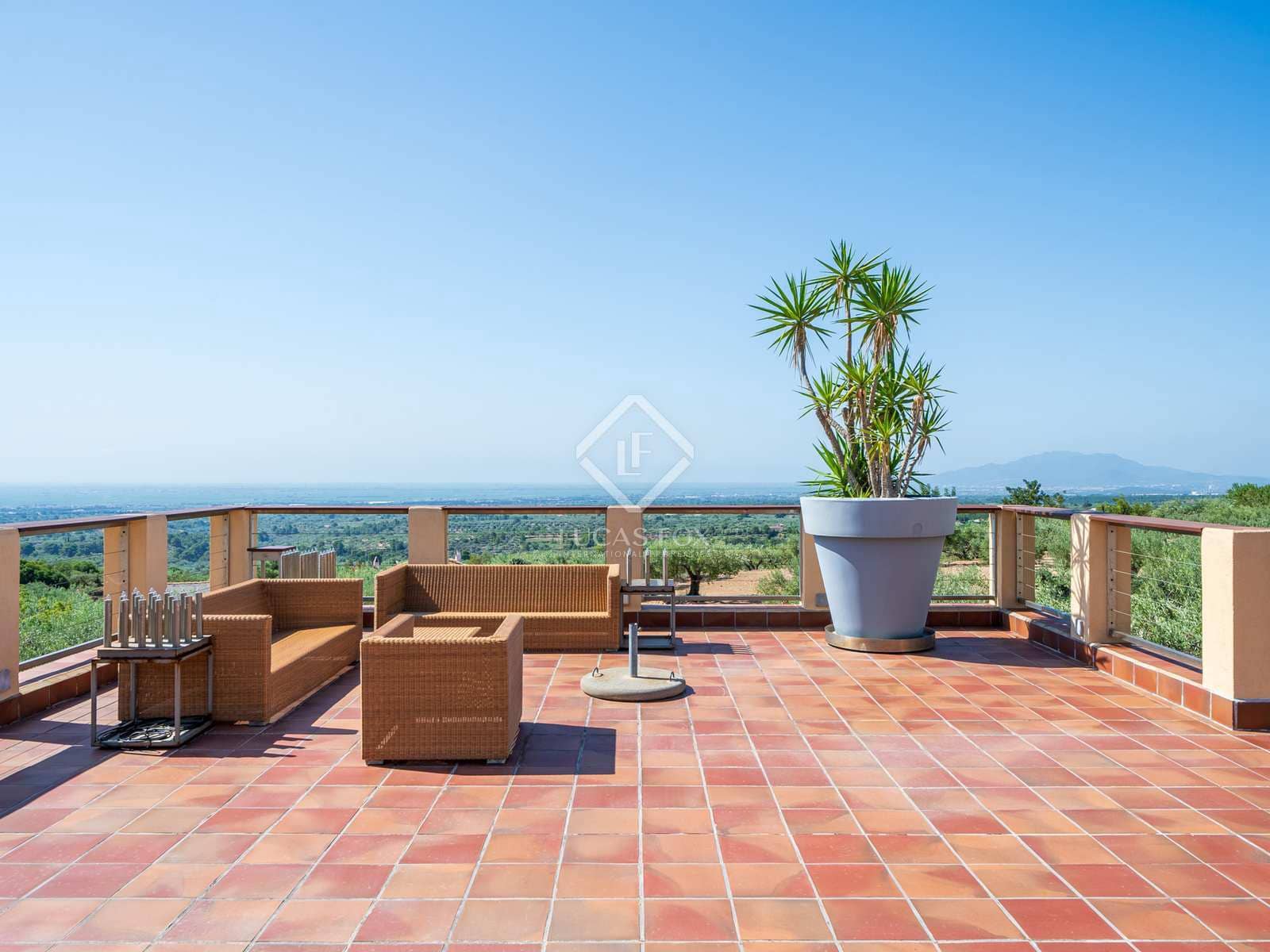 11 soveværelse Villa til salg i Tortosa med swimmingpool garage - € 1.375.000 (Ref: 7720709)