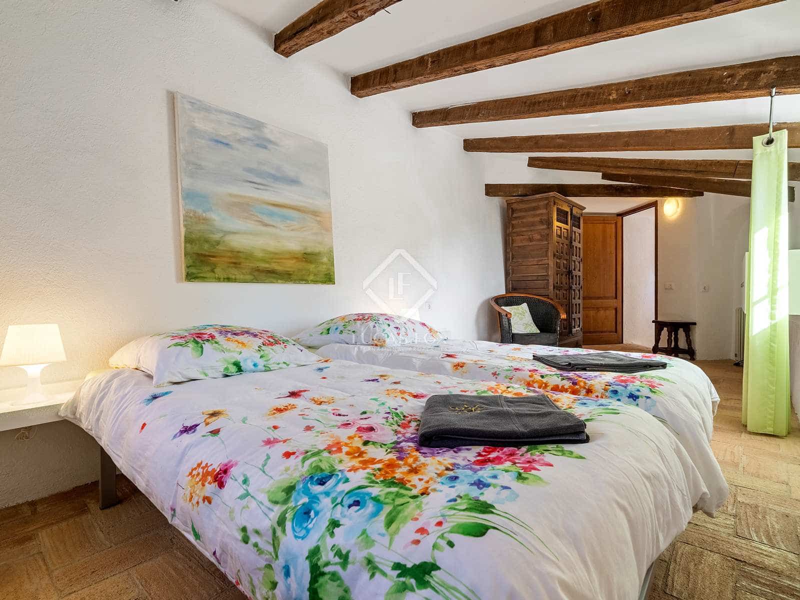 11 soveværelse Villa til salg i Tortosa med swimmingpool garage - € 1.375.000 (Ref: 7720709)