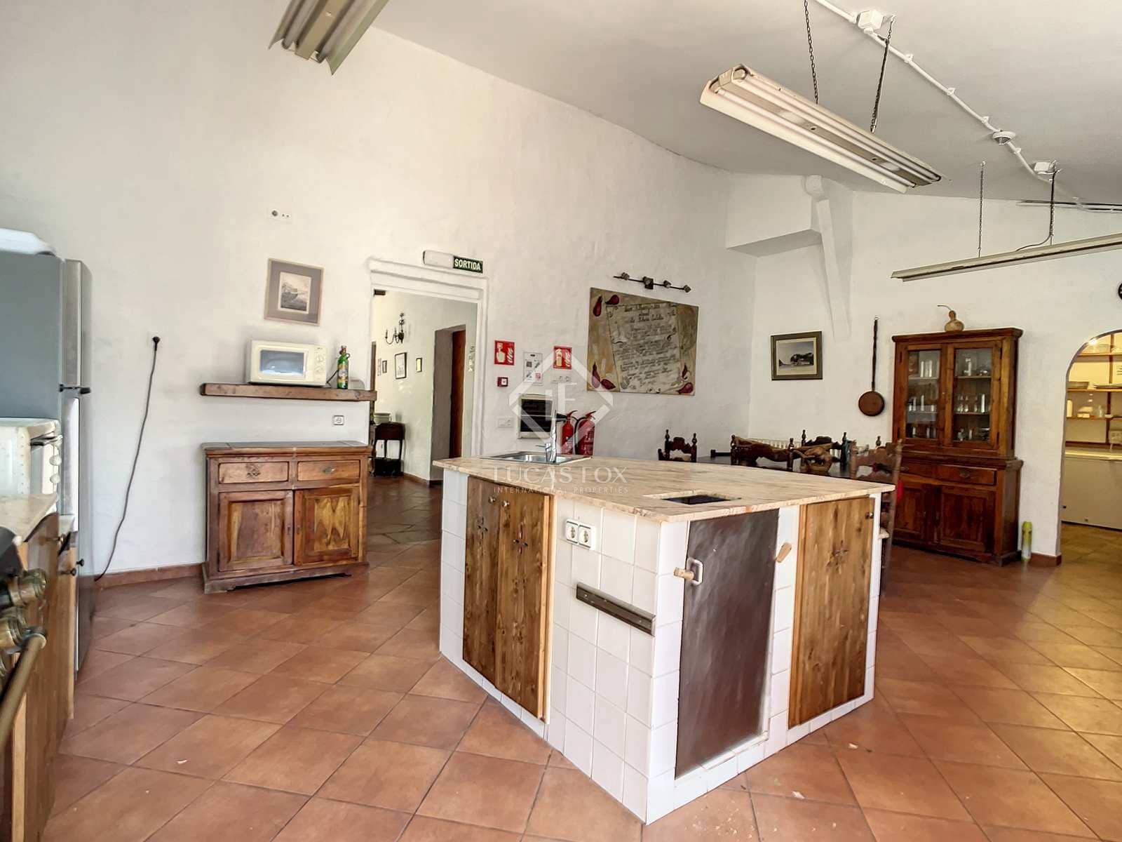 15 soverom Villa til salgs i Mahon / Mao med svømmebasseng garasje - € 6 500 000 (Ref: 7722672)