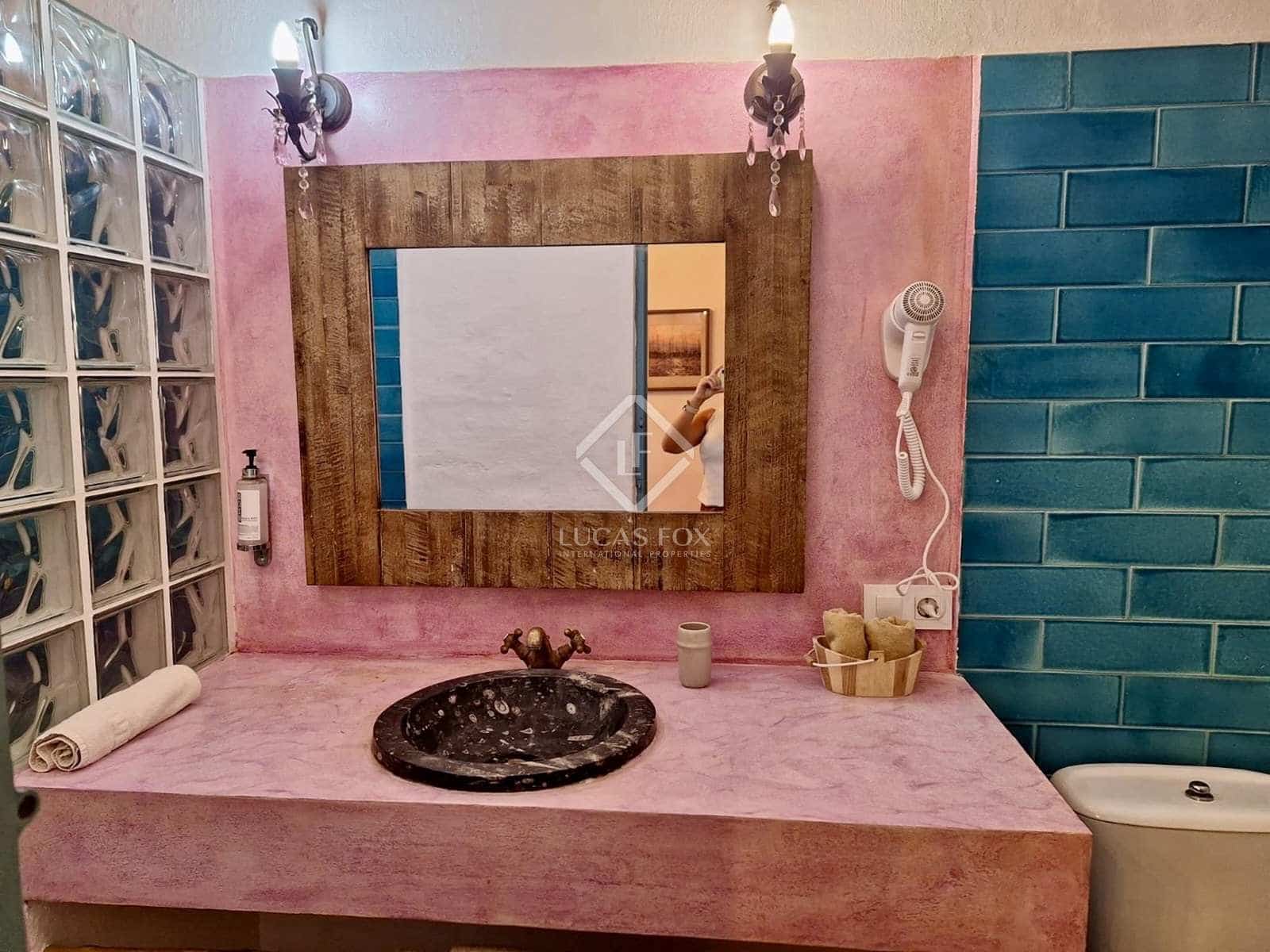 15 soverom Villa til salgs i Mahon / Mao med svømmebasseng garasje - € 6 500 000 (Ref: 7722672)