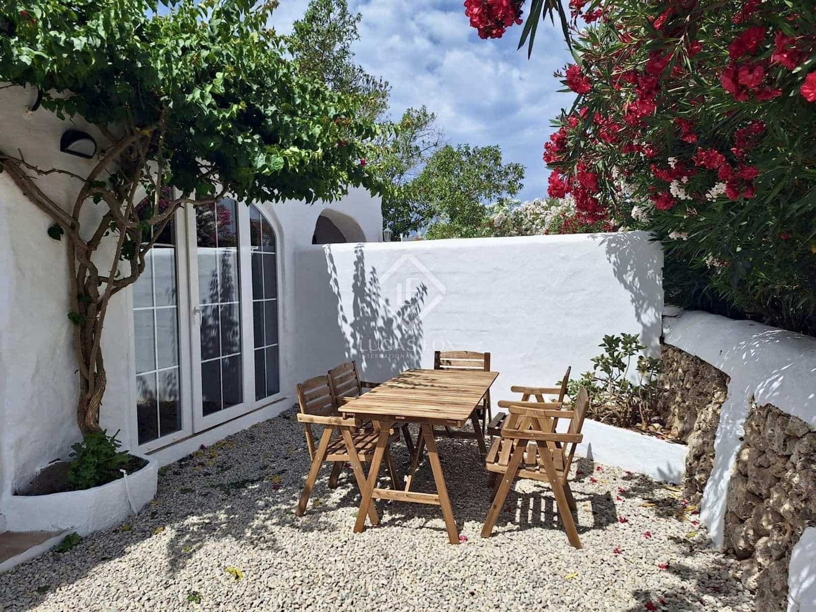 15 soverom Villa til salgs i Mahon / Mao med svømmebasseng garasje - € 6 500 000 (Ref: 7722672)