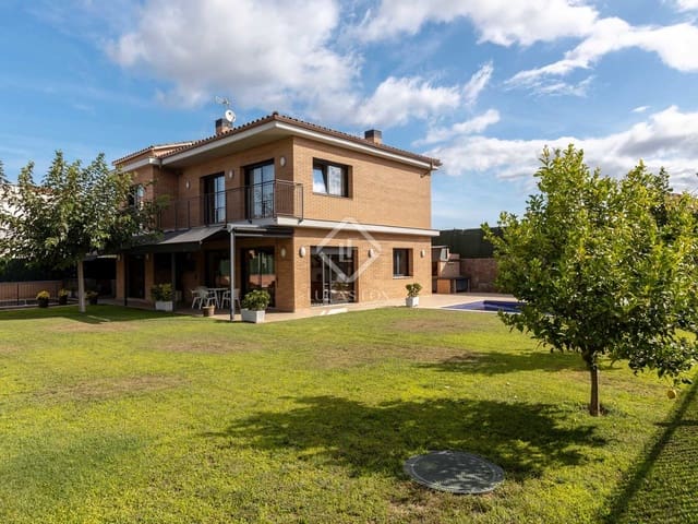 4 soveværelse Villa til salg i Cabrera de Mar med swimmingpool garage - € 1.460.000 (Ref: 7724676)