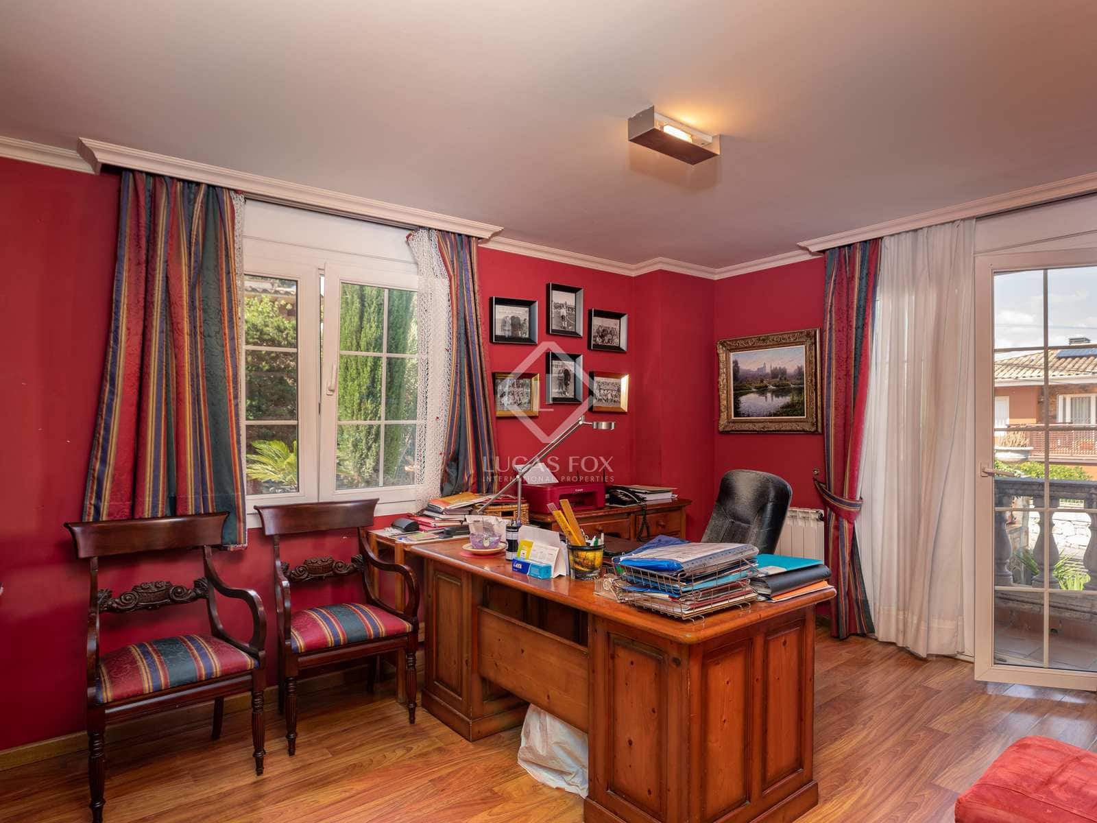 5 soveværelse Villa til salg i Girona by med swimmingpool garage - € 1.090.000 (Ref: 7726817)