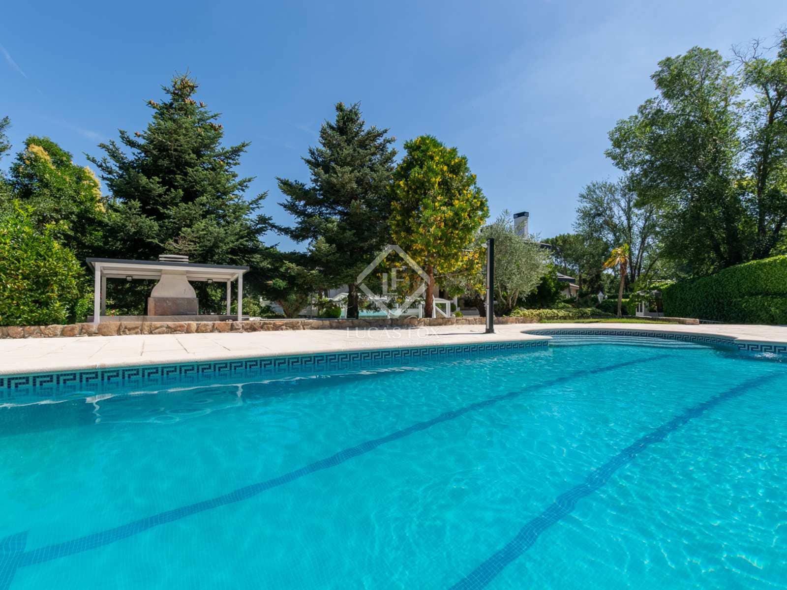 9 quarto Moradia para venda em Pozuelo de Alarcon com piscina - 3 950 000 € (Ref: 7726821)