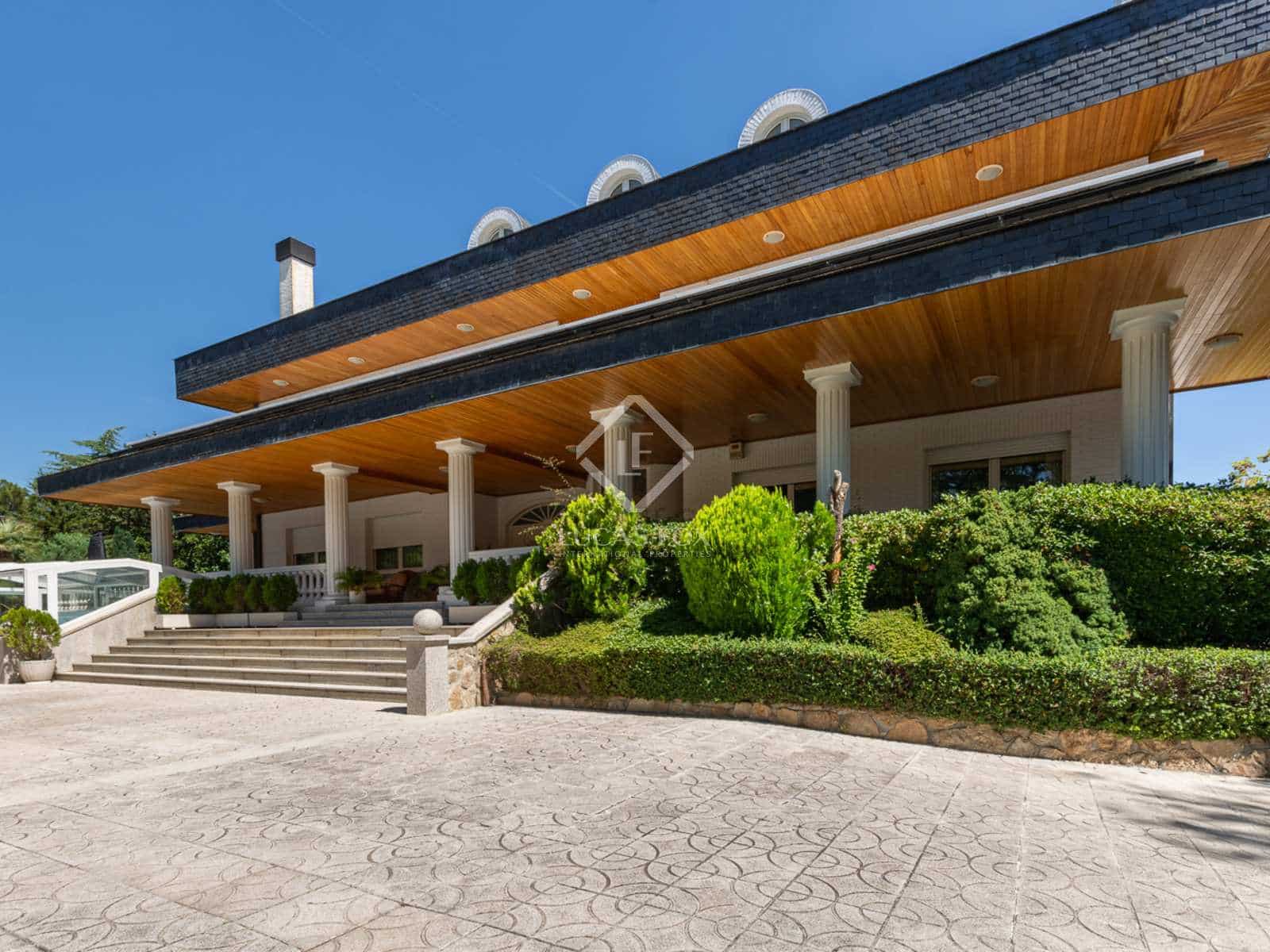 9 quarto Moradia para venda em Pozuelo de Alarcon com piscina - 3 950 000 € (Ref: 7726821)