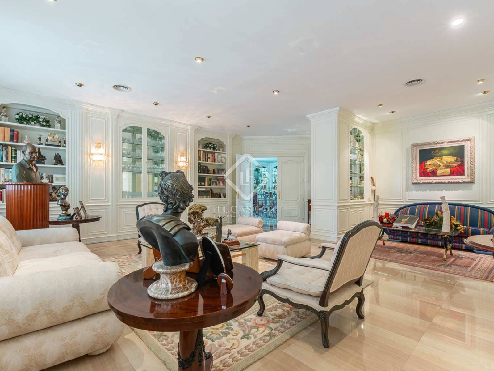 9 quarto Moradia para venda em Pozuelo de Alarcon com piscina - 3 950 000 € (Ref: 7726821)